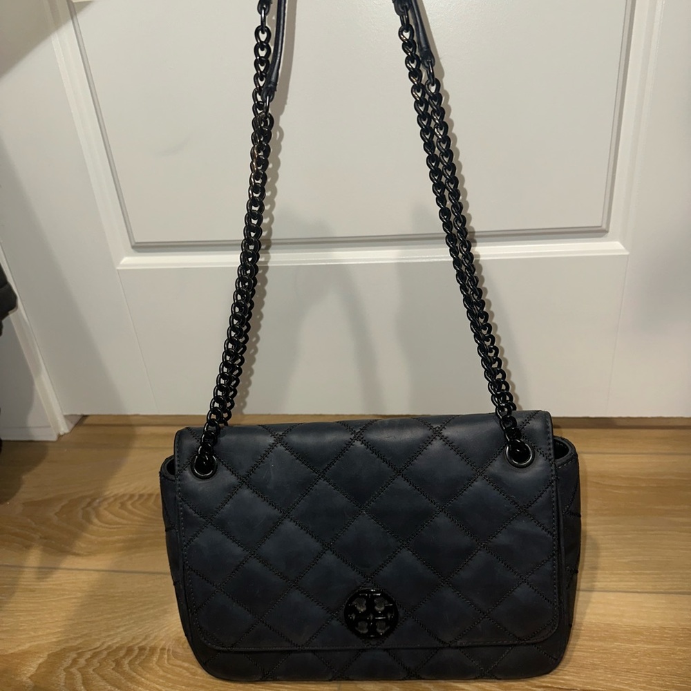 Tory Burch quilted shoulder OR crossbody purse - Picture 3 of 7